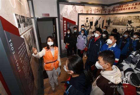 参观红色展馆 传承红色记忆 焦点图 华声文旅 华声在线