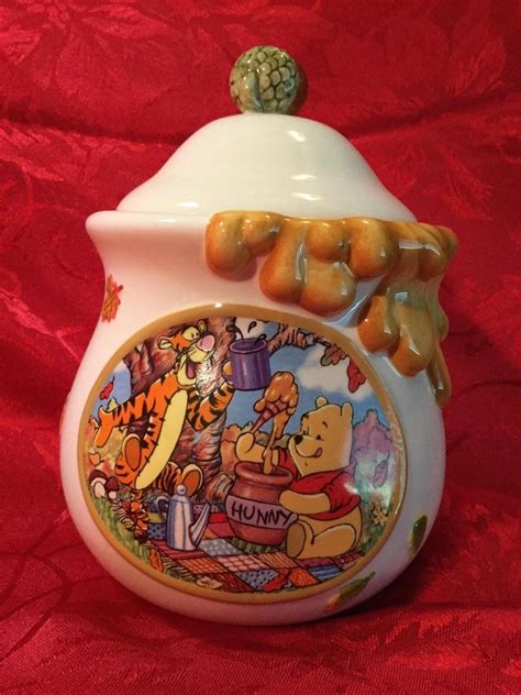 Disney Canister Set Winnie Pooh Tigger Piglet Eeyore Kanga Roo Rabbit