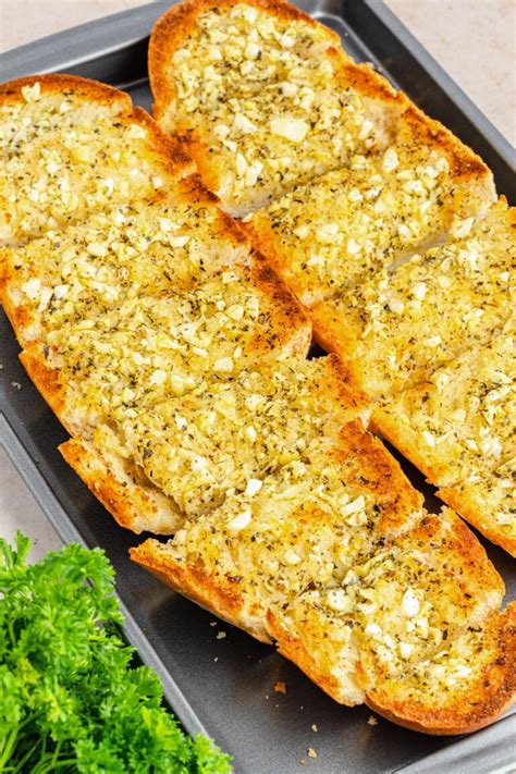 Garlic Bread Recipe Courtney S Sweets