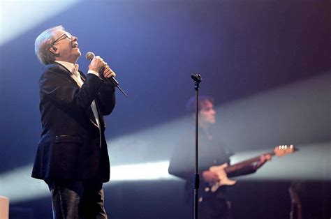 Il Poeta Che Non Sa Parlare Nino D Angelo Latina Teatro D Annunzio