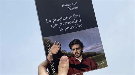 Panayotis Pascot aborde son homosexualité dans son premier livre Le