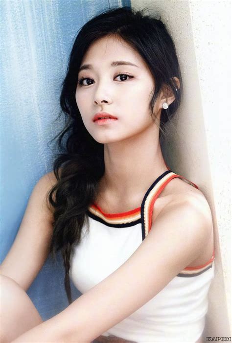 Pin On Tzuyu Lisa