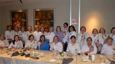 Comit De Damas Del Club Rotario Reynosa Llevan Donativo