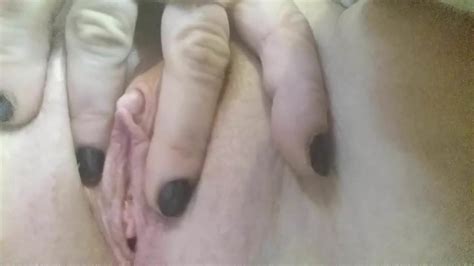 Wanhopige Amateur Angie Speelt Met Haar Kut Xhamster