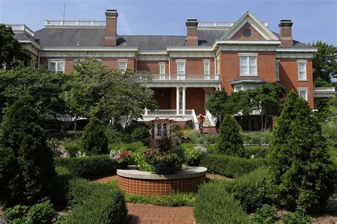 Illinois Governor’s Mansion will close for more renovations - Curbed ...