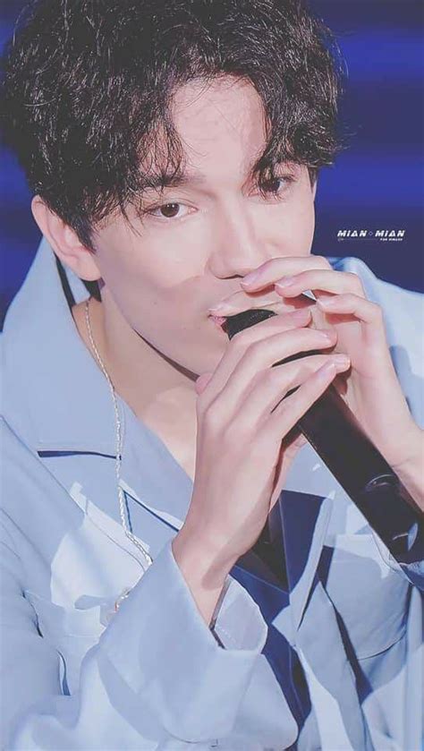 Pin By Roberta Mahnic On Dimash Kudaibergen The Best Singer Singer