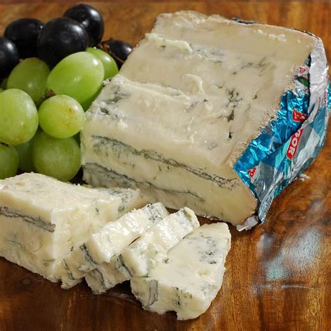 Gorgonzola Cheese Vs Blue Cheese