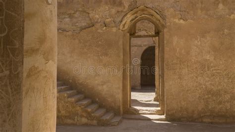 Fortaleza Del Al Ukhaidir Iraq Foto De Archivo Imagen De Turismo