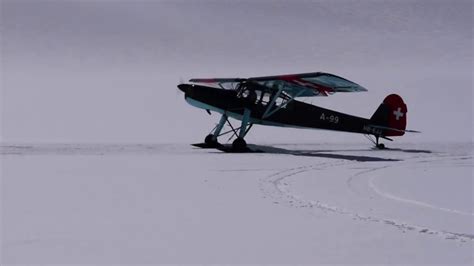Fieseler Storch Landetraining auf dem Kanderfirn Schweiz - YouTube