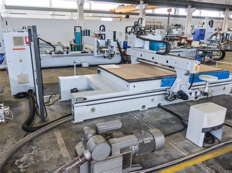 Used Weeke Bhp Cnc Machine Center With Nesting Table