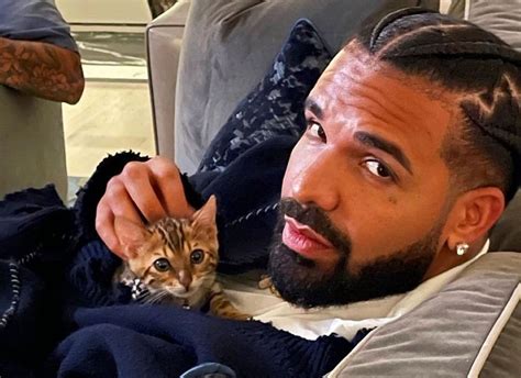 Sextape news Drake affiche son pén is dans un clip très hot vidéo Newstories Africa