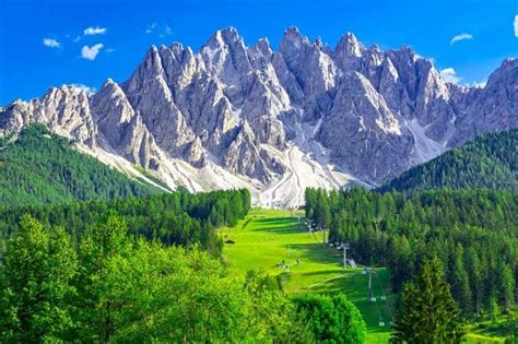 The Most Beautiful Hiking Trails In The Italian Alps - Travel by Luxe