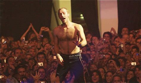 Woah Shirtless At A Concert He Said It Was Just Too Hot Great Bands