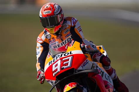 Líder da MotoGP Marc Márquez crava pole pela primeira vez na Holanda