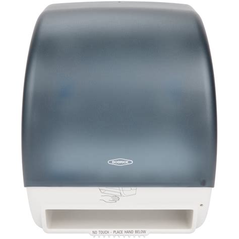 Best Paper Towel Dispensers for Commercial Bathrooms