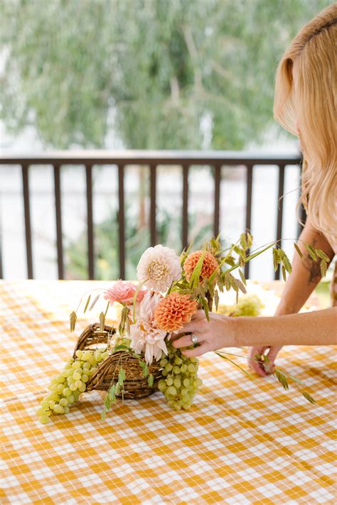 An Easy & Beautiful Cornucopia DIY for Thanksgiving • Beijos Events