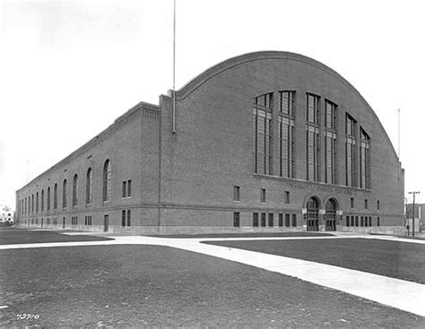 Williams Arena/Mariucci Arena "The Barn"