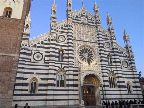 IL DUOMO DI MONZA Una Corona Una Regina Ed Un Tesoro