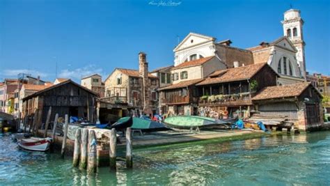 Squero Venezia Visita L Atelier Dove Si Crea La Gondola