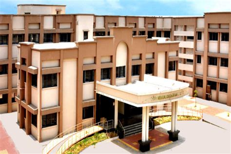 GMC Chandrapur Admission Fees Courses Placements Cutoff Ranking