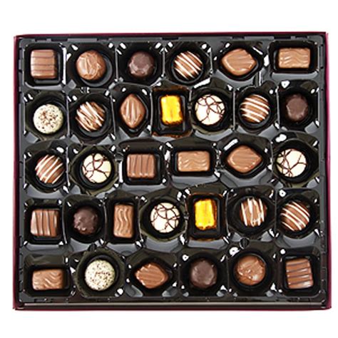 Thorntons Chocolate Collection 413g | Home Bargains