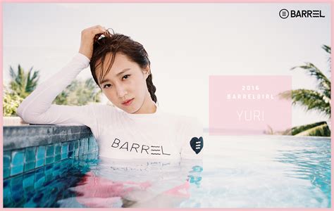 Girls Generation S Yuri And Her Beautiful Cousin Expose Their Bikini