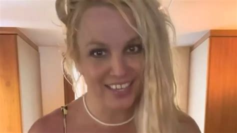 Britney Spears Flashes The Flesh In Barely There Bikini United