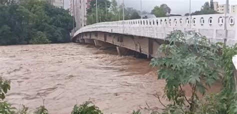 Nível do rio Tubarão atinge estado de emergência UNITV