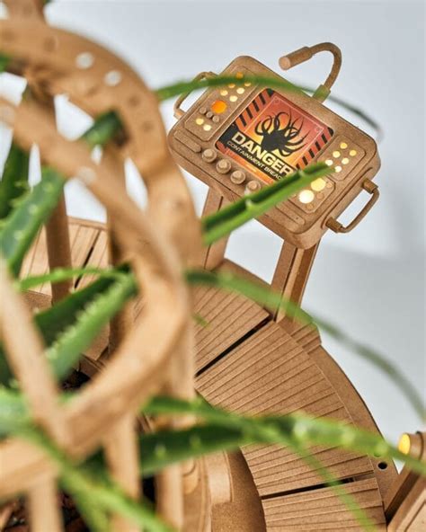 A Plant Overruns An Incredibly Intricate Cardboard Universe For Robots