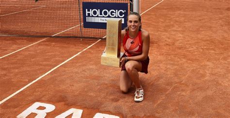 Tennis L Italienne Lucia Bronzetti Remporte Le Grand Prix Lalla Meryem