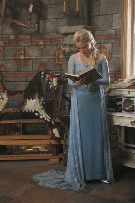 Elsa In Once Upon A Time Frozen Photo 37549963 Fanpop