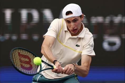 Ugo Humbert Dubai Open Ugo Humbert Earns His 2nd Title Of Season