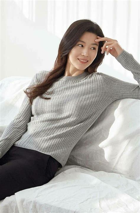 All About Son Ye Jin Profile And Photo Gallery Artofit