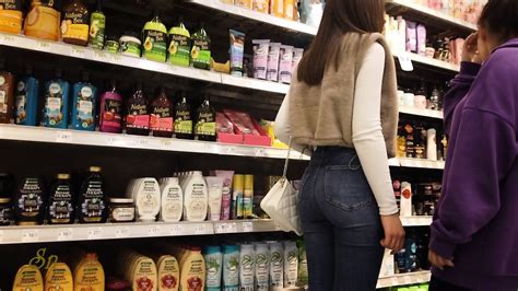 Candid Tight Jeans Butts Ass Bubble Curve