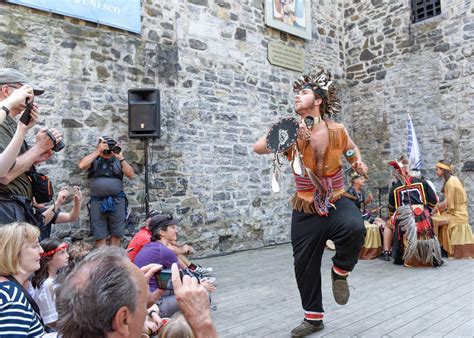 La Mémoire En Partage Une Danse Des Premières Nations