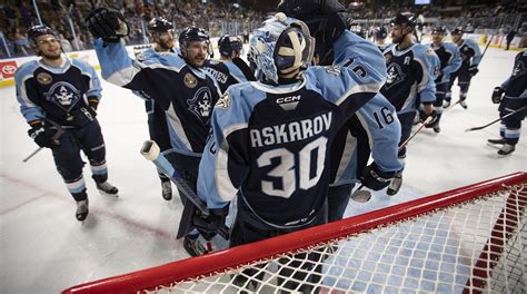 Ads Top Moose To Advance Milwaukee Admirals