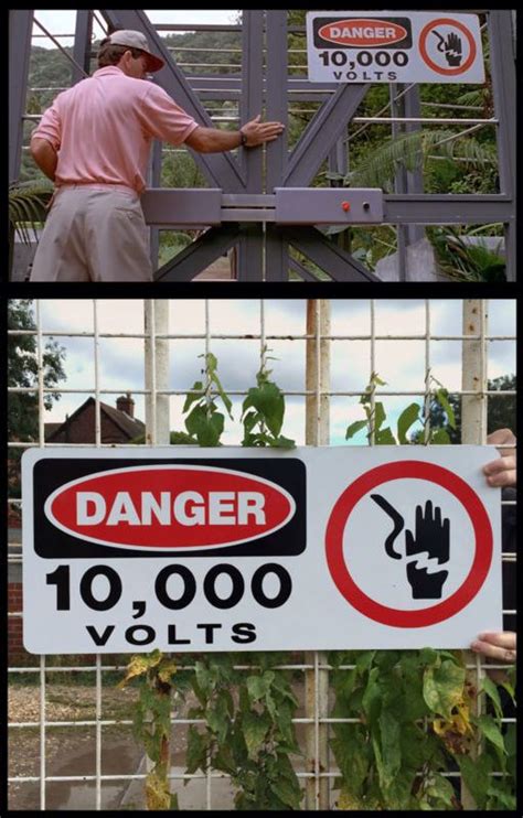 Jurassic Park 10000 Volts Sign Replica Screen Accurate Jurassic Park Jurassic Park Series