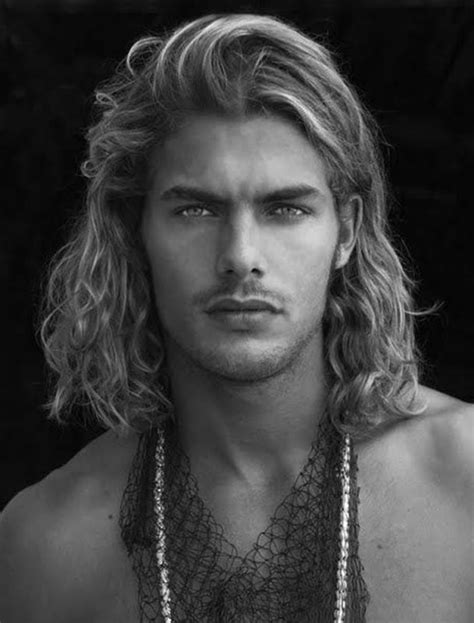 Long Hairstyles For Men 2019 How To Style Long Hair For Guys Page 5