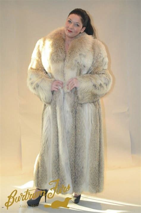 Pin By Giovanni Candido On Fur 2 Fur Coats Women Fur Fashion Coyote Fur Coat