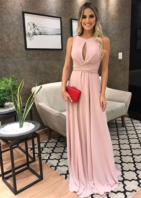 50 Ideias De Looks Rosa Para Madrinhas De Casamento