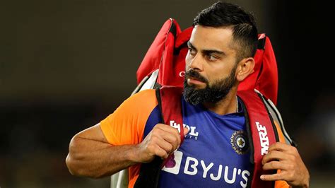 Fans Came Up With Mixed Reactions After Virat Kohli Returned For 2nd ...