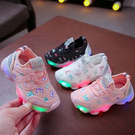 High Quality Fashion Boutique Toddler Child Baby Shoes Kids Girls LED Light Shoes for Children ...