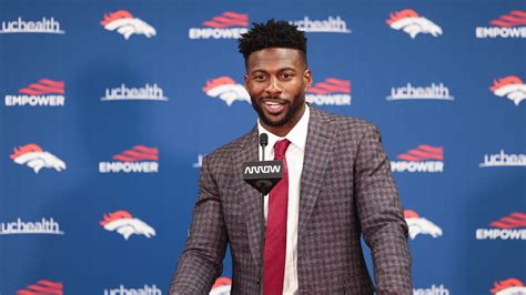 I M Happy To Hang It Up Now Emmanuel Sanders Announces Retirement