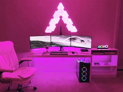 33 Fabulous Looking Pink Gaming Setup for Gamer Girls - GPCD