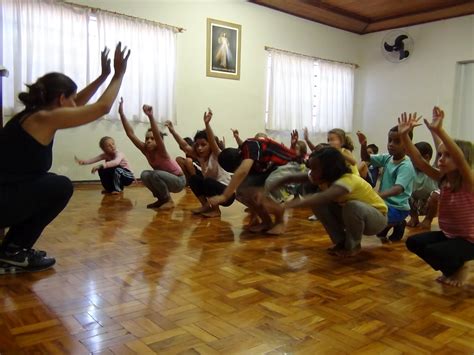 Expressão Corporal Através Da Dança Na Obra