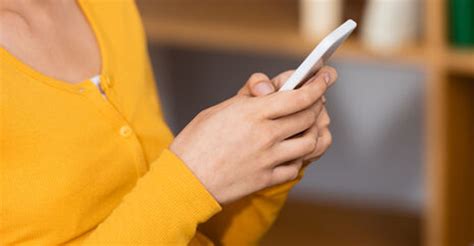 Moja synowa dzwoni i narzeka na syna. Co mogę zrobić? Ostrzegałam od ... 