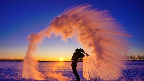 The Mpemba Effect The Bizarre Phenomenon Where Hot Water Freezes Faster Than Cold IFLScience