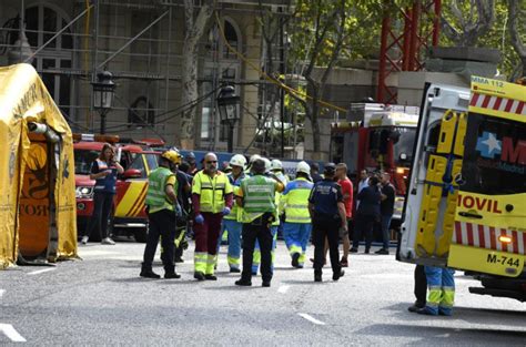 Un Mort I Onze Ferits En Un Ensorrament A Les Obres De L Hotel Ritz De