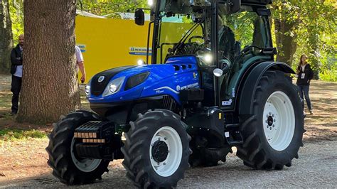 New Holland T F N V La Svolta Digitale Dei Nuovi Trattori Specializzati