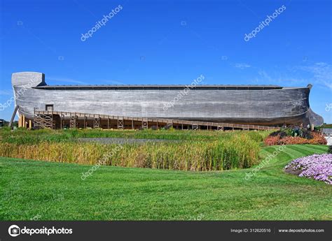 Williamstown Usa Ark Encounter Features Full Size Noahs Ark Built